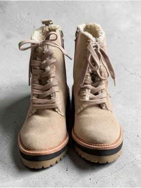 Kaanas Beige Lace-Up Suede Fleece-Trim Boots
